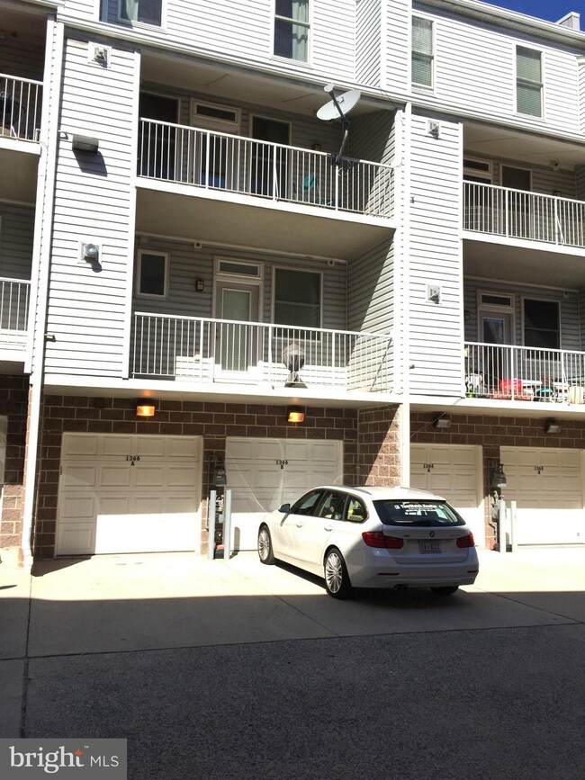 1366 Monroe St NW unit B, Washington, DC 20010 - photo 2