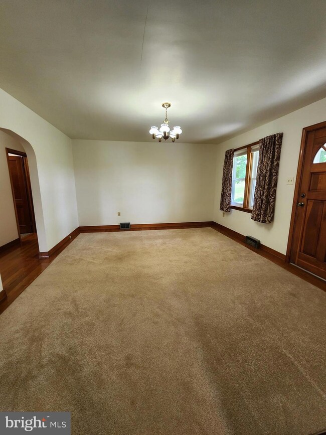 1067 Fred Oates Rd, High View, WV 26808 - photo 6