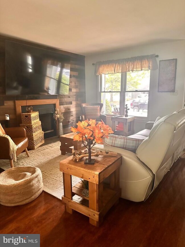 4314 Sylvan Dr, Reading, PA 19606 - photo 4