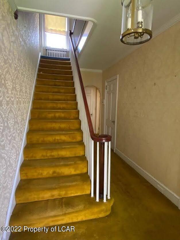 241 Reynolds St, Kingston, PA 18704 - photo 3