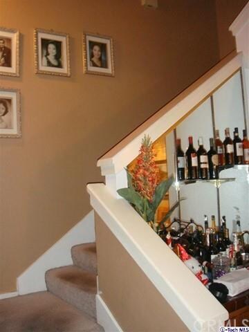 19614 Roscoe Blvd unit C, Northridge, CA 91324 - photo 7