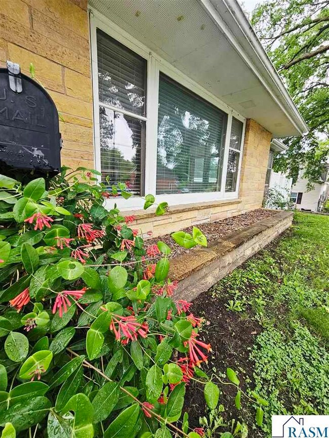 610 5th St N, New Ulm, MN 56073 - photo 6