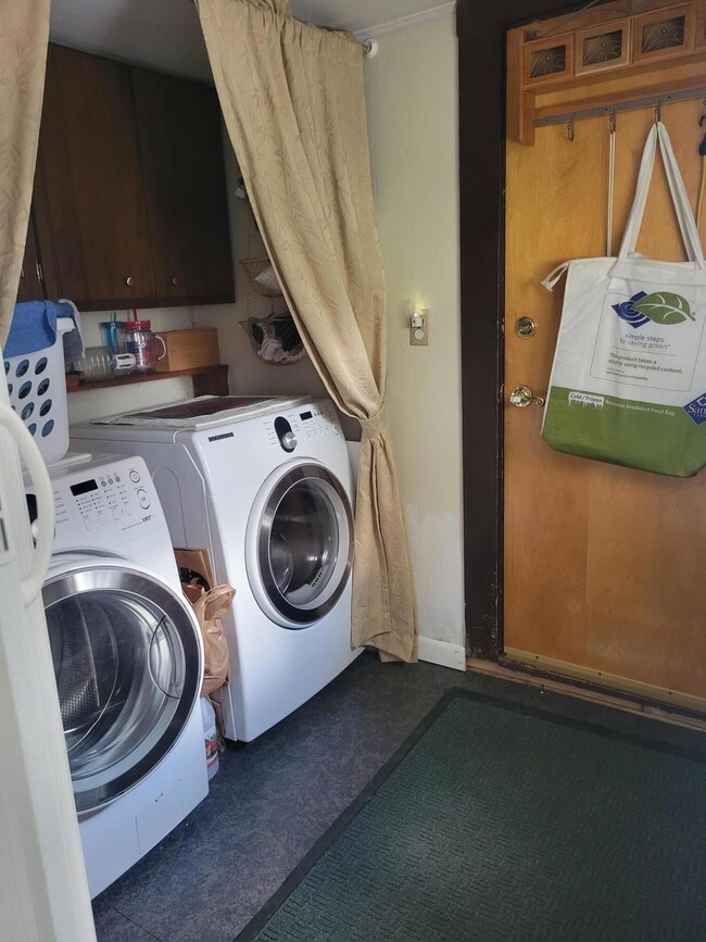 60 Grove St, Dexter, ME 04930 - photo 5