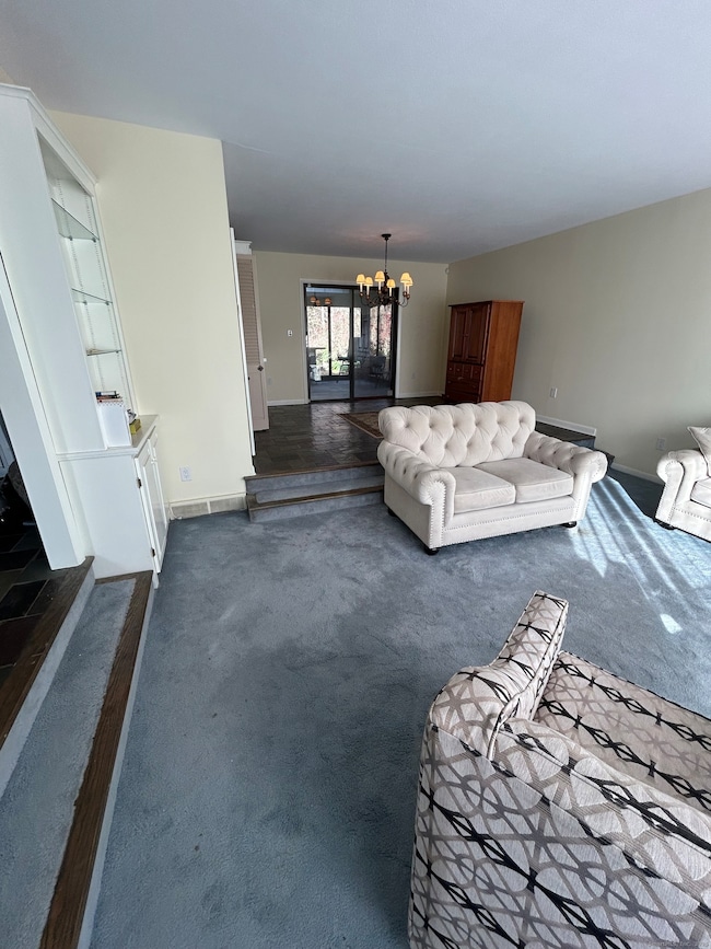 96 Round Hill Rd, Naugatuck, CT 06770 - photo 4