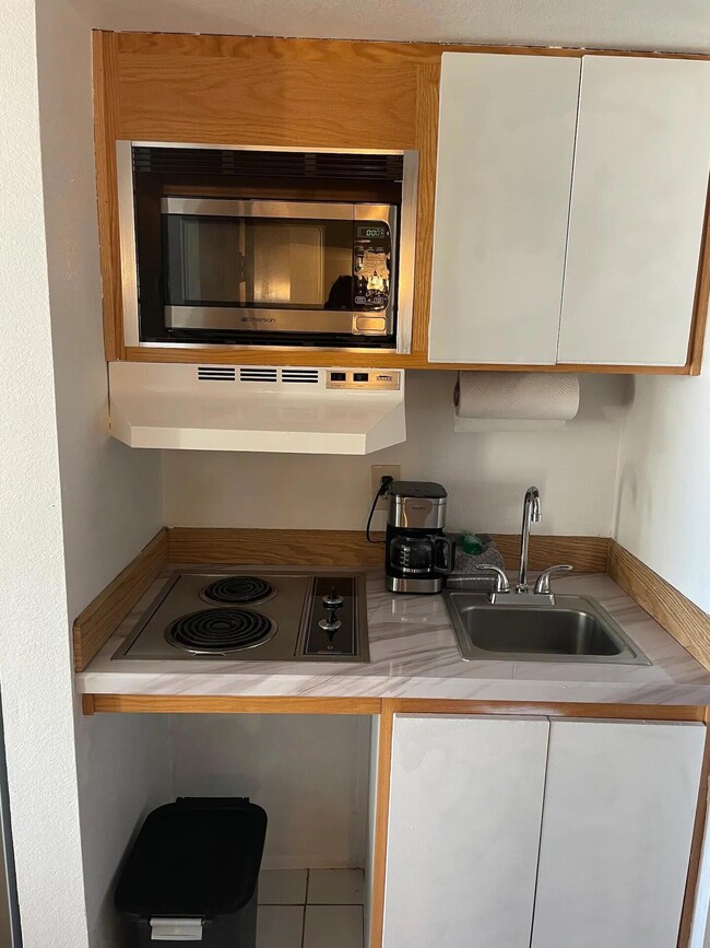 223 W Hunter Ridge Dr unit 2313, Brian Head, UT 84719 - photo 5