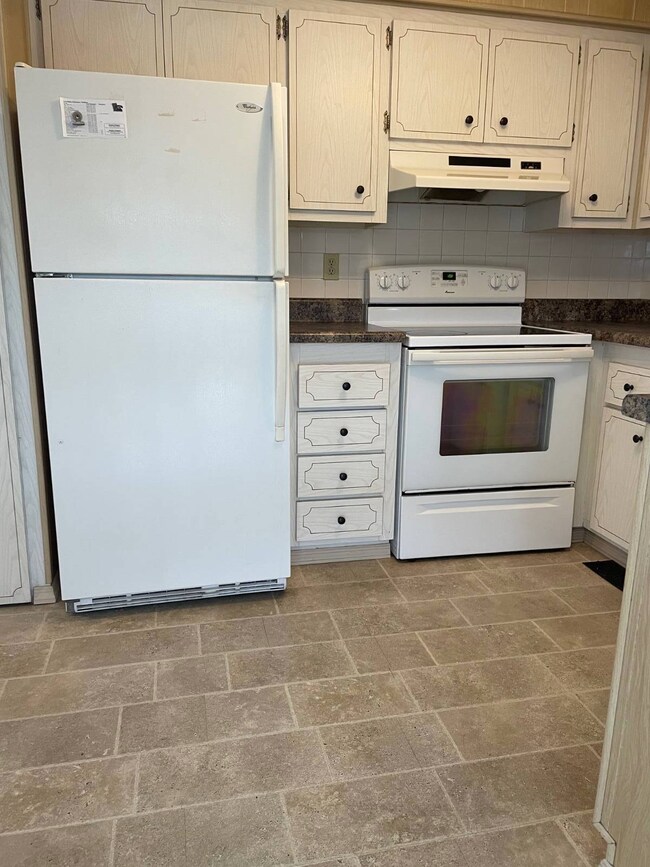 29081 US Highway 19 N unit 77, Clearwater, FL 33761 - photo 5