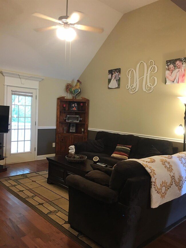 324 Shelby Cir, Shelbyville, TN 37160 - photo 6