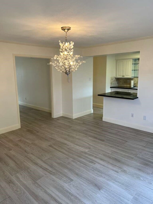 5817 Valley Forge Dr unit 90, Houston, TX 77057 - photo 7