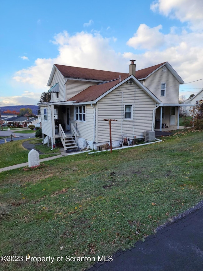 64 Lincoln St, Pittston, PA 18640 - photo 4