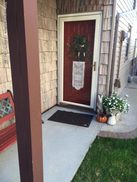 260 Elverton Ave, Staten Island, NY 10308 - photo 3