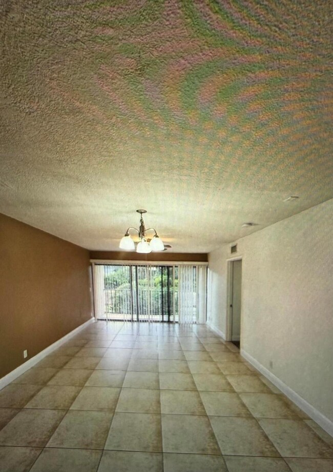1661 Balfour Point Dr unit G, West Palm Beach, FL 33411 - photo 4