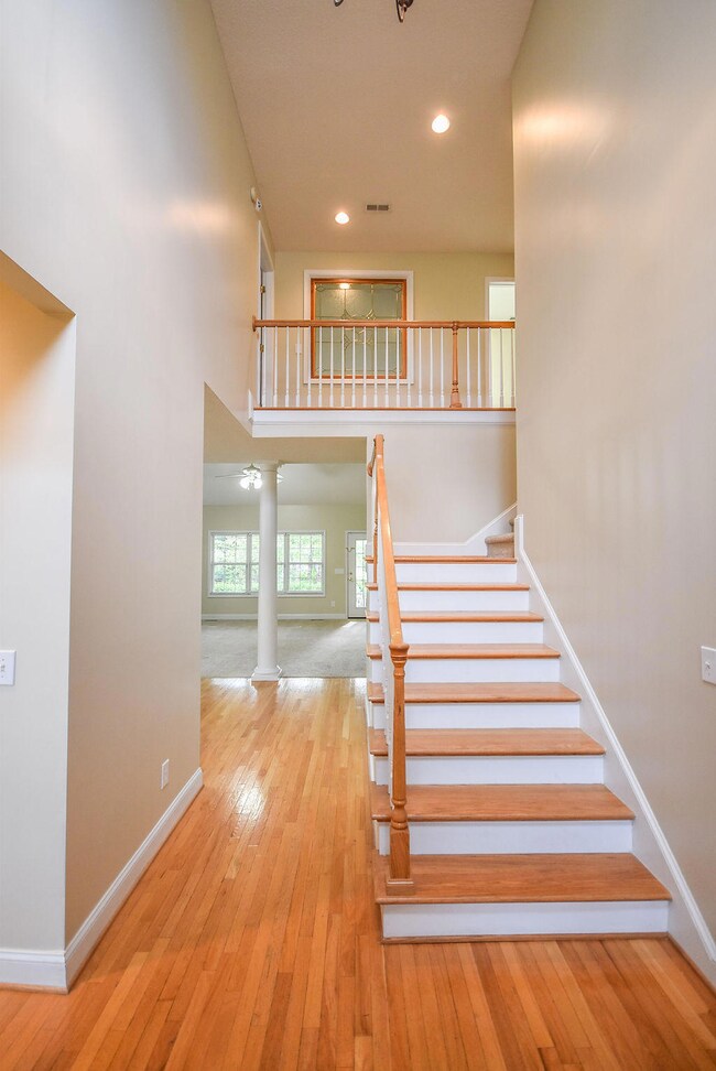 9Foyer