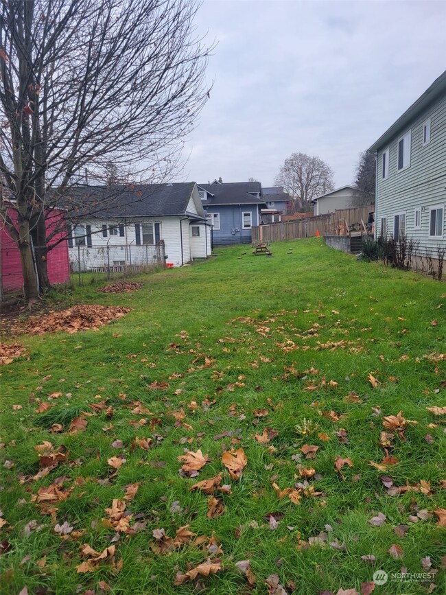 2619 E Union St, Seattle, WA 98122 - photo 2