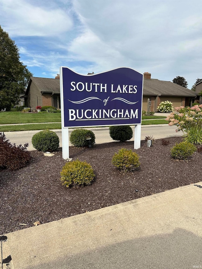 5723 Port Royal, Fort Wayne, IN 46815 - photo 2