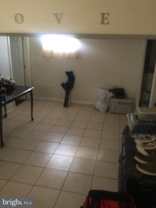 1025 Cedar Heights Dr, Capitol Heights, MD 20743 - photo 4