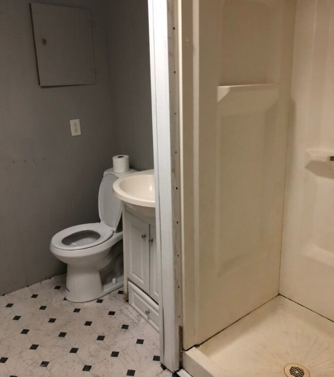 9 Prospect St, West Warwick, RI 02893 - photo 6