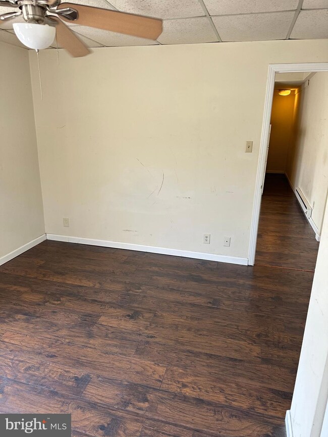 4257 Main St unit 9, Philadelphia, PA 19127 - photo 5