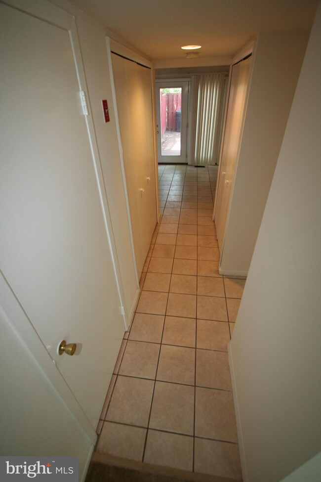 12723 Millstream Dr, Bowie, MD 20715 - photo 6