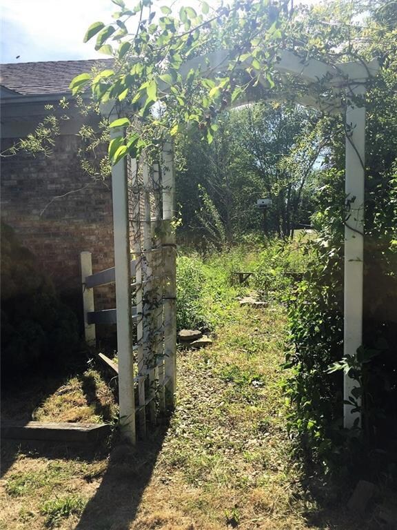 4237 S 725 W, Manilla, IN 46150 - photo 6