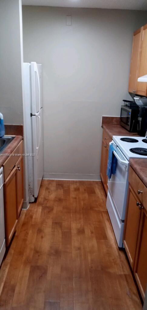 507 Meadows Cir unit 507, Boynton Beach, FL 33436 - photo 4