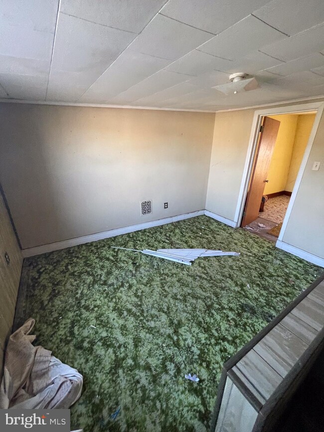 unlisted-address, Reading, PA 19602 - photo 5