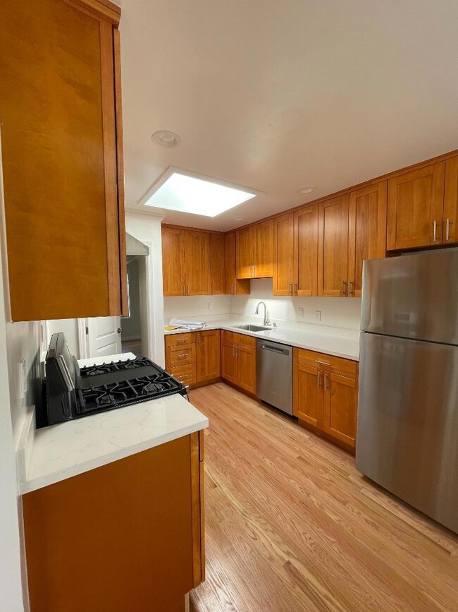 unlisted-address, Colma, CA 94014 - photo 3