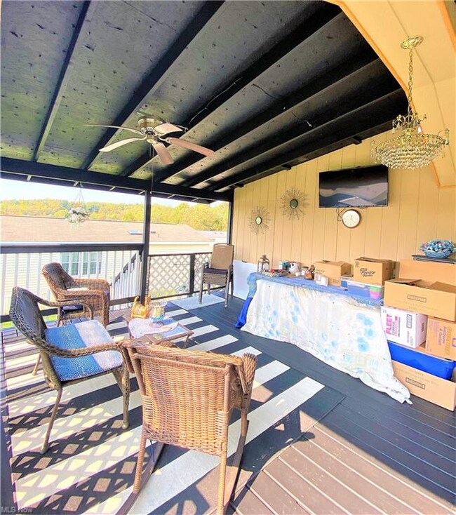 COVERED BACK DECK - WITH LOTS OF FEATURES
