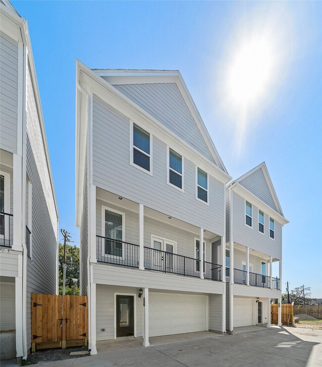 603 Link Rd unit C, Houston, TX 77009 - photo 6