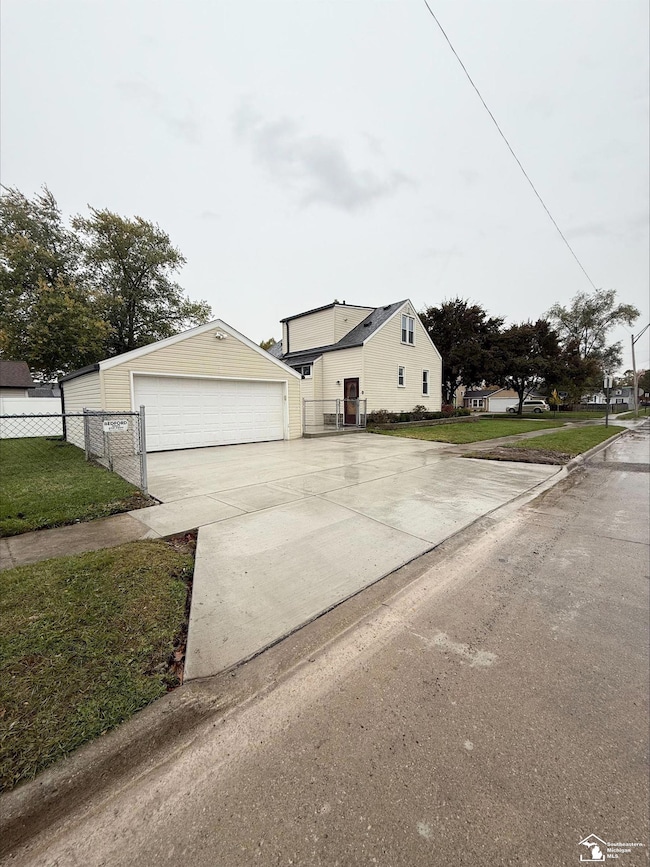 917 Wolverine Ave, Monroe, MI 48161 - photo 3