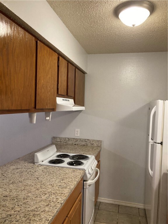 203 S Baggett St unit 2, Prairie Grove, AR 72753 - photo 5