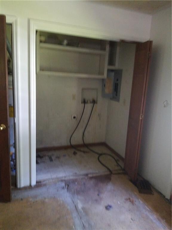 1824 Dequincy St, Indianapolis, IN 46218 - photo 5