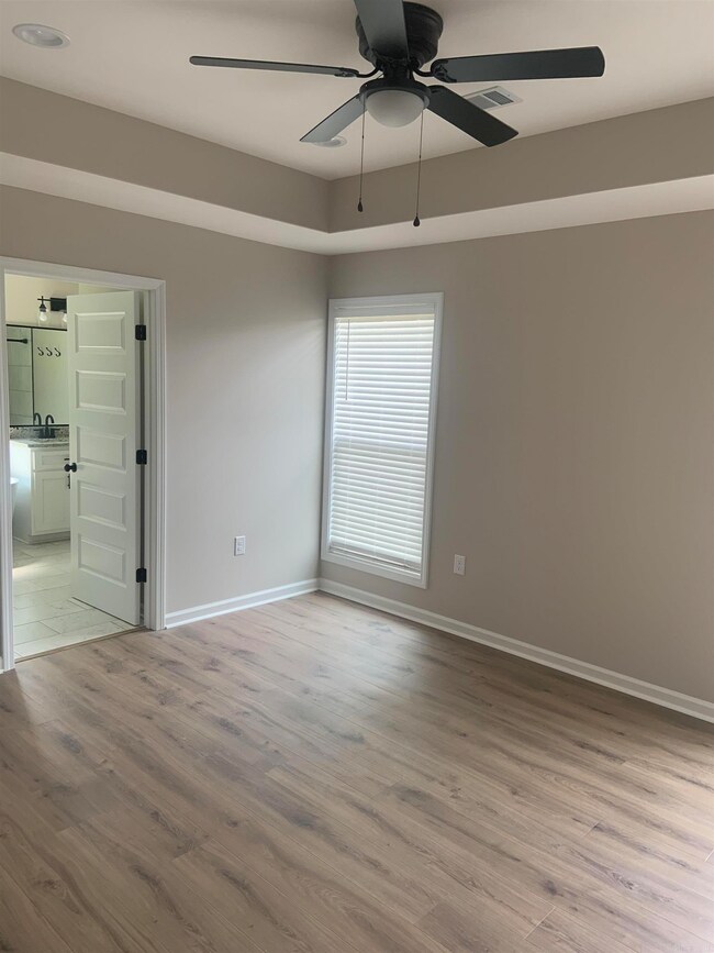 1909 N 26th St, Paragould, AR 72450 - photo 7