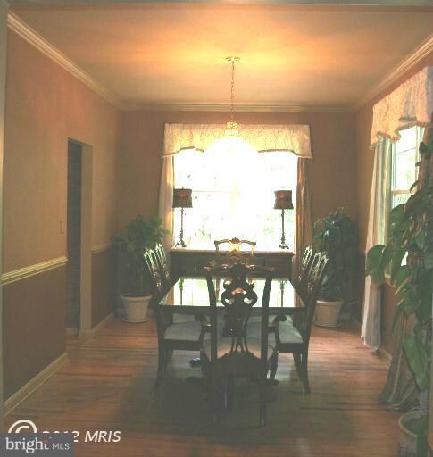 6004 Jerrys Dr, Columbia, MD 21044 - photo 5