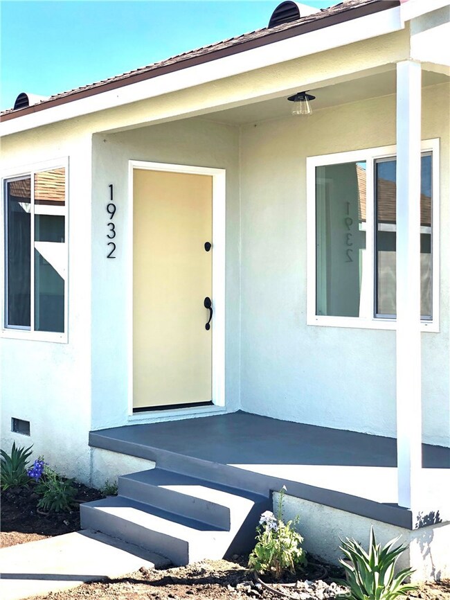 1932 W 132nd St, Compton, CA 90222 - photo 2