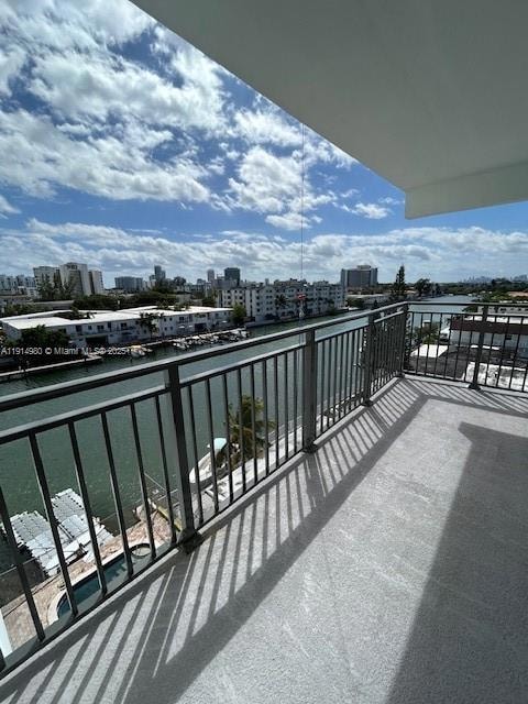 8001 Crespi Blvd unit 6D, Miami Beach, FL 33141 - photo 2