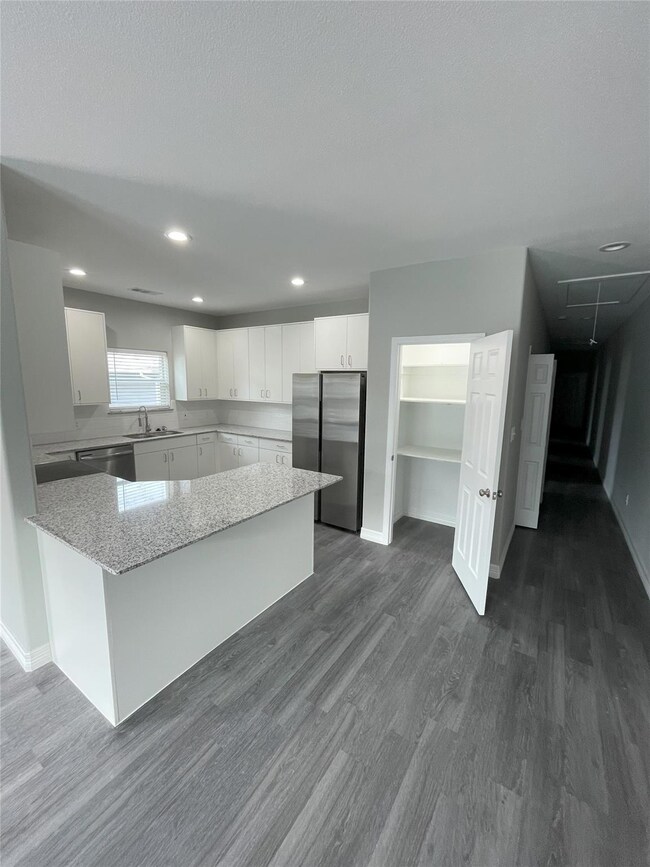 +Dining space on the rightside