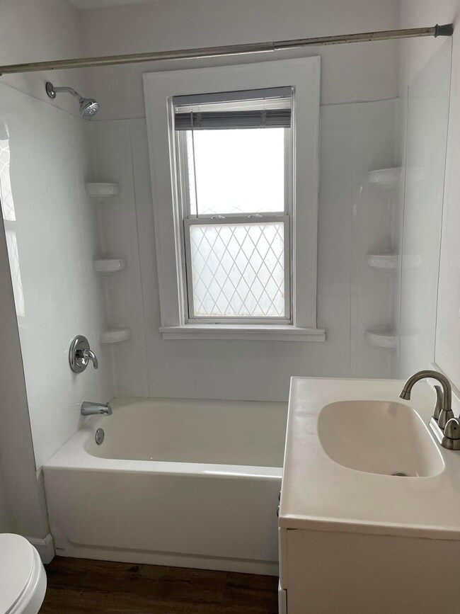 965 E Rich St unit 965, Columbus, OH 43205 - photo 6