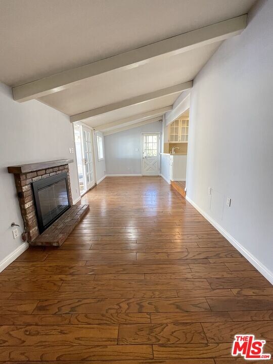 13941 Peach Grove St, Sherman Oaks, CA 91423 - photo 7