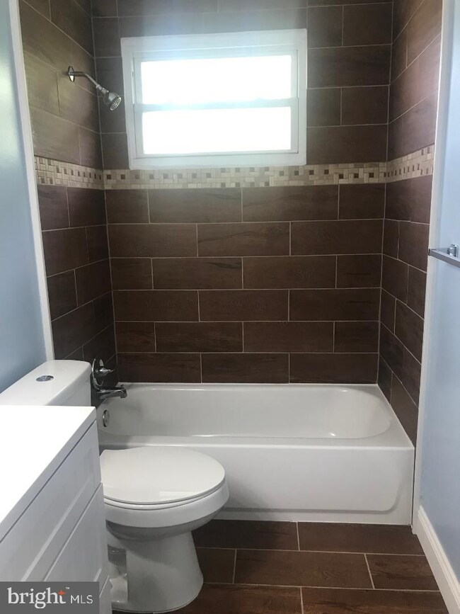 1661 Swedesboro Ave, Paulsboro, NJ 08066 - photo 6