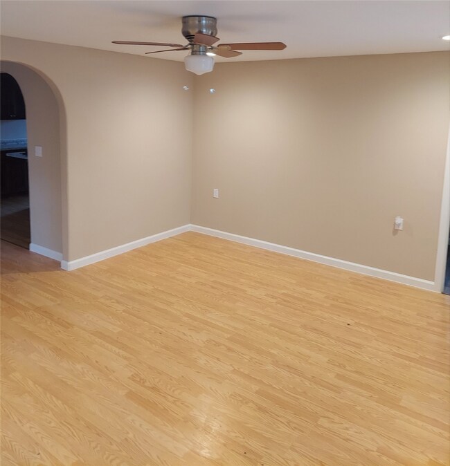 4014 Denmark St, Houston, TX 77016 - photo 6