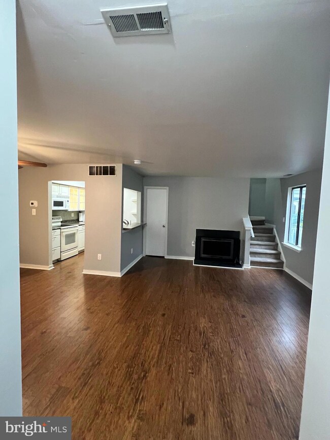 1303 Roberts Way, Voorhees, NJ 08043 - photo 6