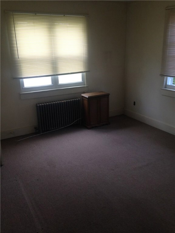 33 Tilden Ave, Warwick, RI 02888 - photo 5