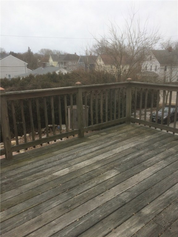 37 Pearl St, Westerly, RI 02891 - photo 5