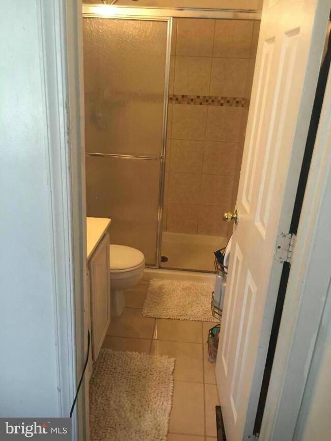 1052 Karen Blvd, Capitol Heights, MD 20743 - photo 6