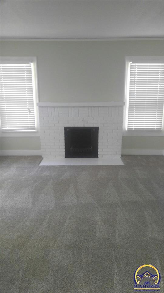 2707 SW Harland Ct, Topeka, KS 66604 - photo 2