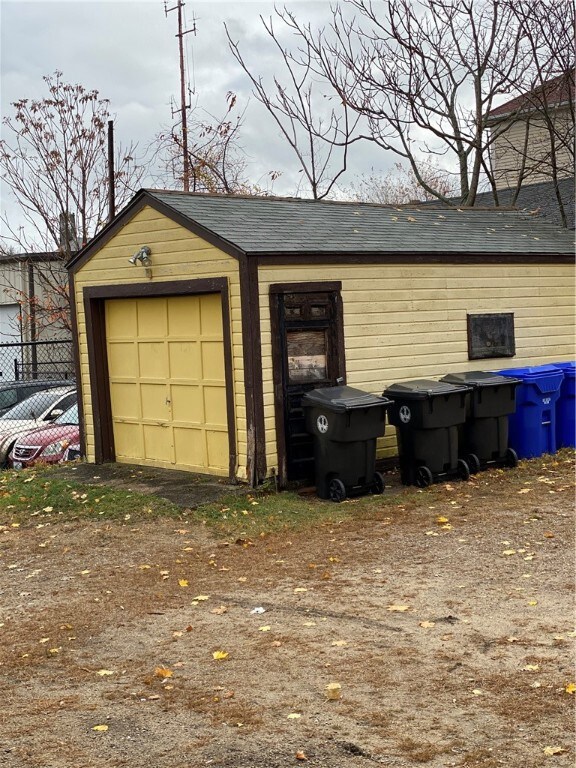 22 Darling St, Central Falls, RI 02863 - photo 3