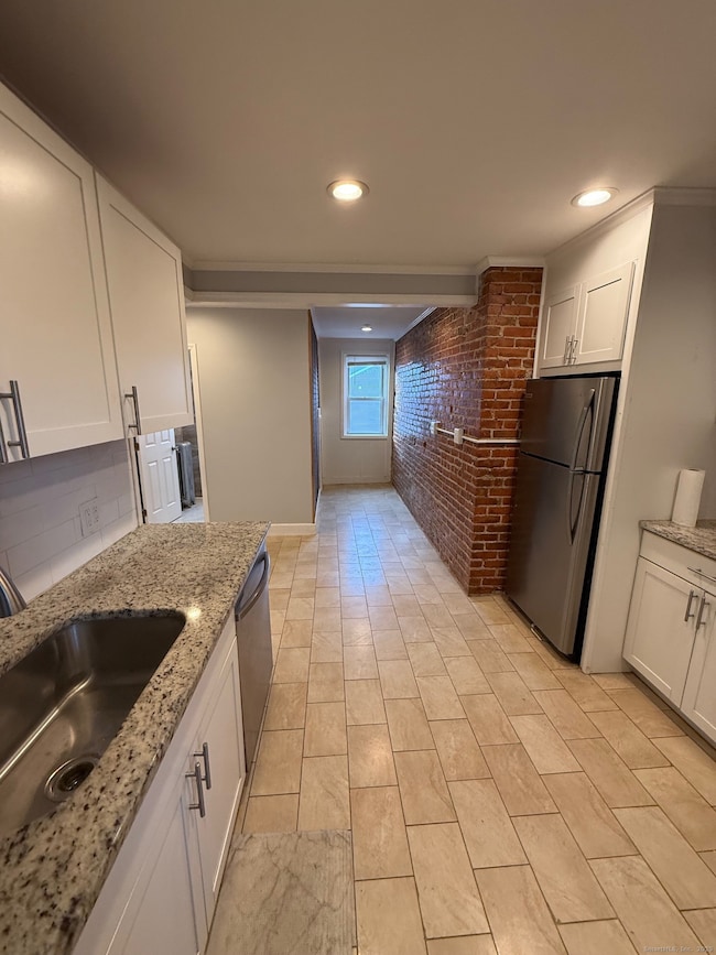 359 W Main St unit 1W, New Britain, CT 06052 - photo 3