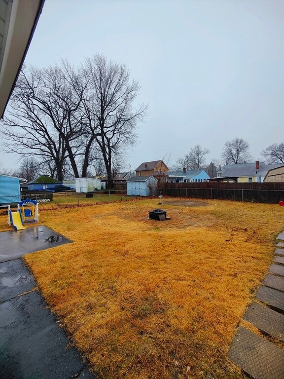 66 Redlands St, Springfield, MA 01104 - photo 6