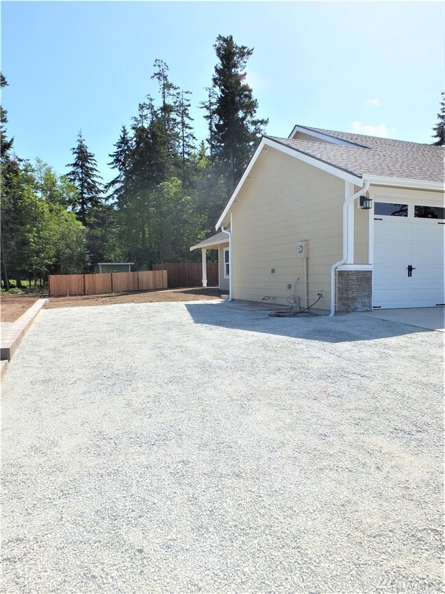 948 N West Camano Dr, Camano, WA 98282 - photo 2