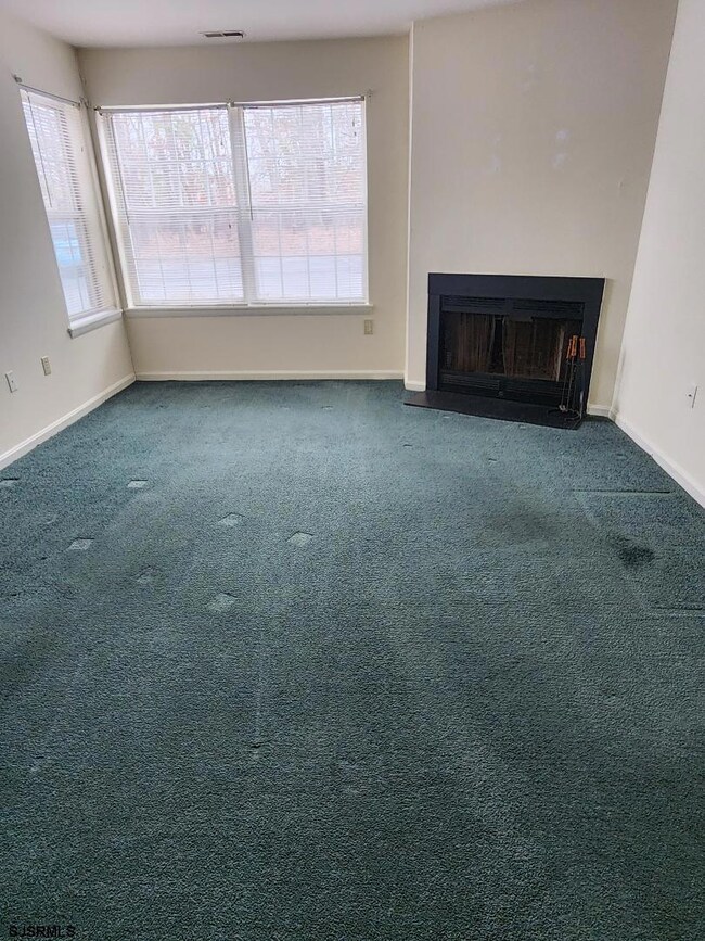 25 Chesapeake Dr unit 4, Galloway, NJ 08205 - photo 4